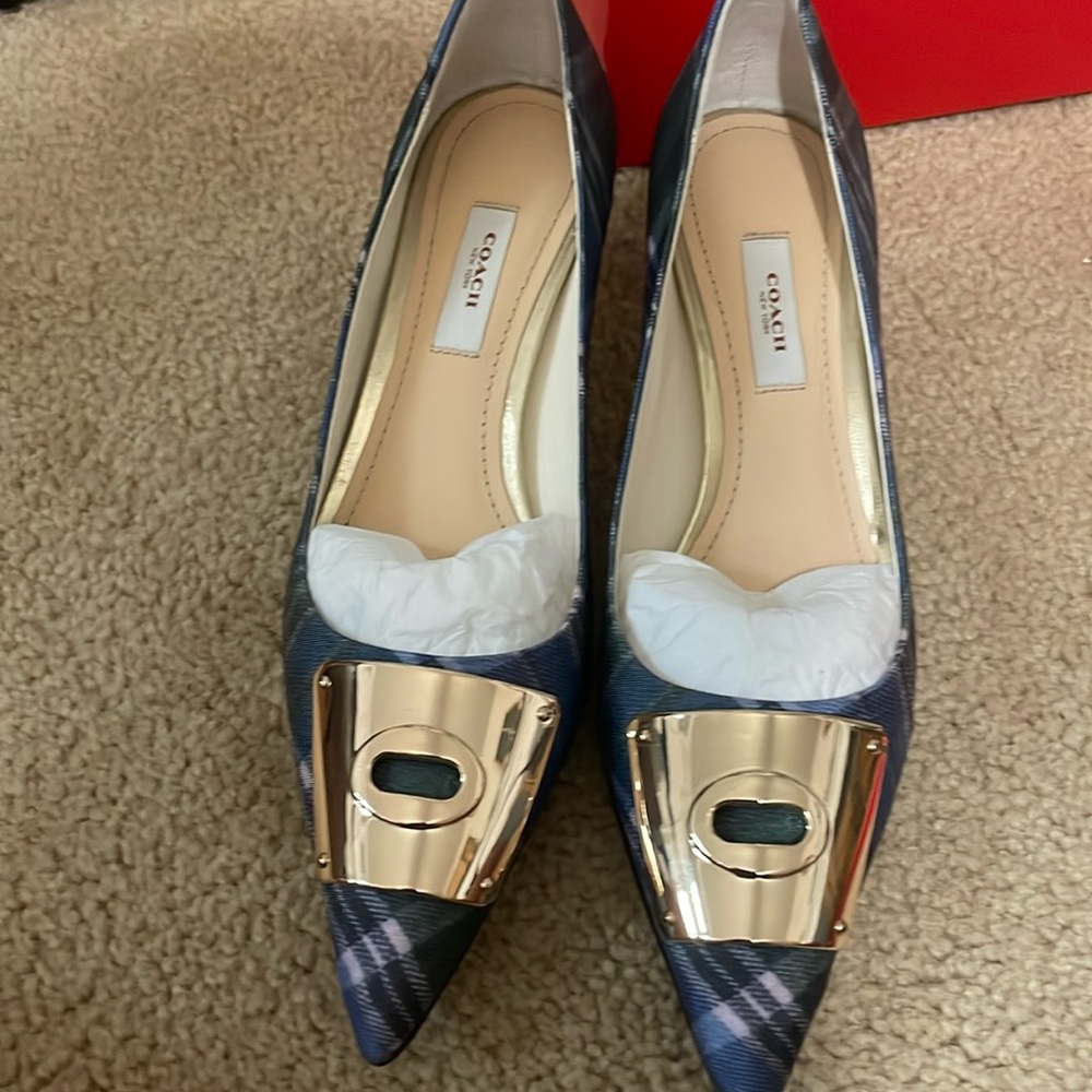 Coach Women's Lawrence Shirting Plaid Pump Heels Size: 7.5. Color Blue and Green